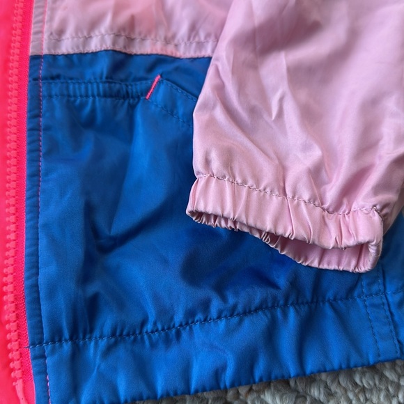 Wind breaker - Picture 3 of 3